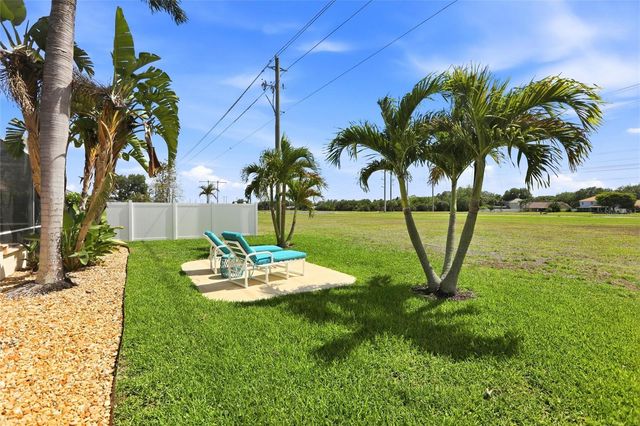 11198 LAKELAND CIRCLE, Fort Myers, FL 33913