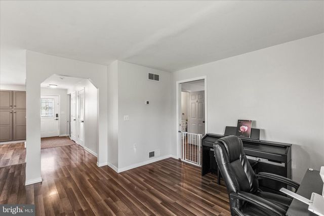 529 MCGLAUGHLIN RD, Gettysburg, PA 17325