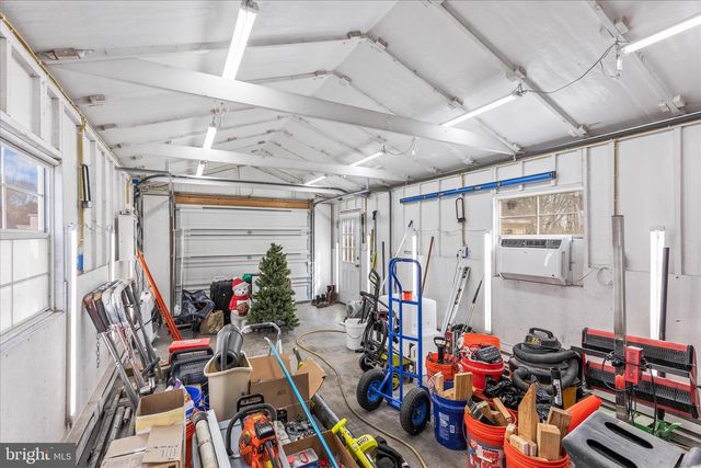 529 MCGLAUGHLIN RD, Gettysburg, PA 17325