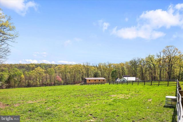 529 MCGLAUGHLIN RD, Gettysburg, PA 17325
