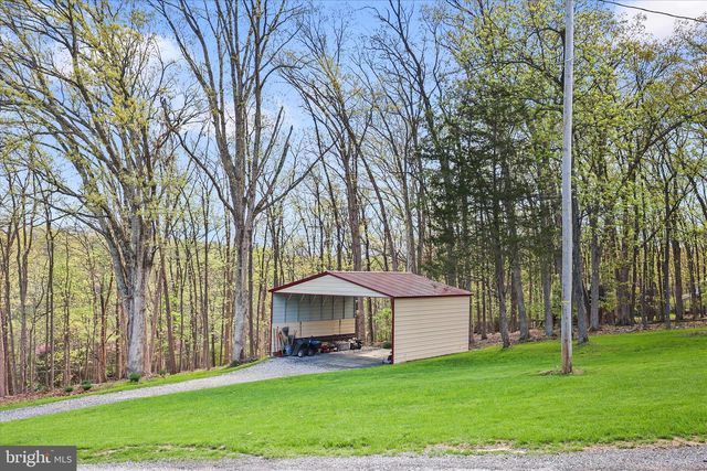 529 MCGLAUGHLIN RD, Gettysburg, PA 17325