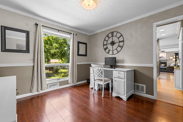 10500 Utah Road, Bloomington, MN 55438