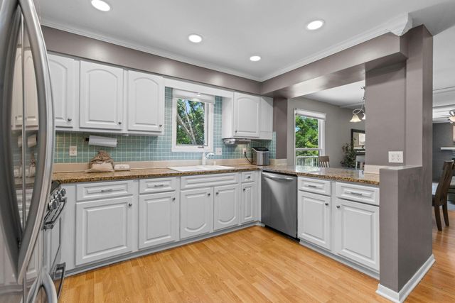 10500 Utah Road, Bloomington, MN 55438