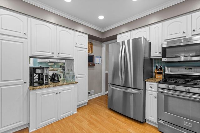 10500 Utah Road, Bloomington, MN 55438