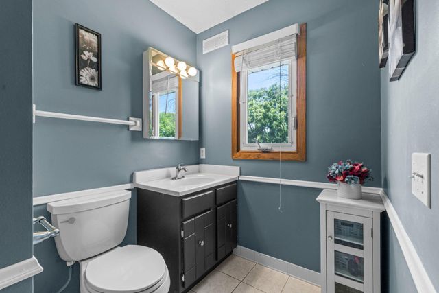 10500 Utah Road, Bloomington, MN 55438