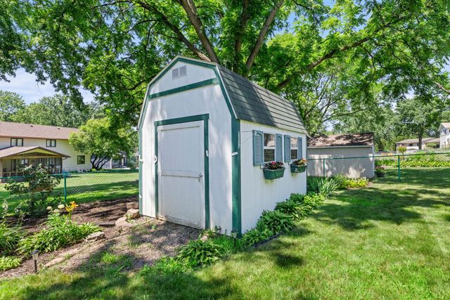 10500 Utah Road, Bloomington, MN 55438