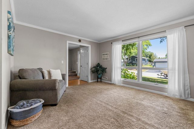 10500 Utah Road, Bloomington, MN 55438