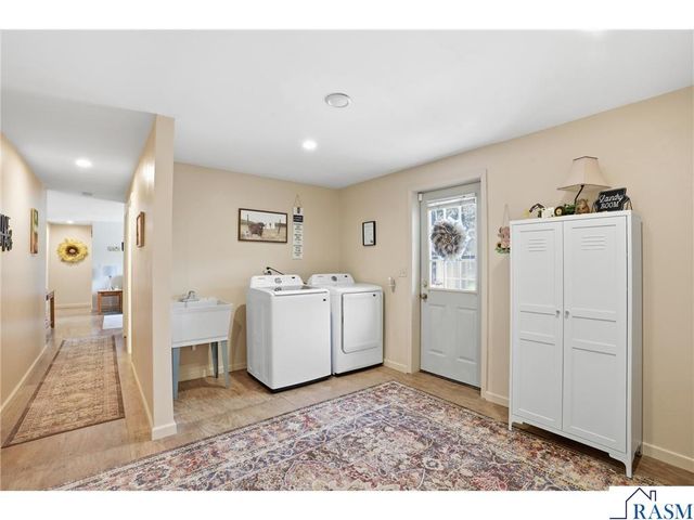 38630 Woodview Lane, Le Center, MN 56057