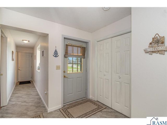 38630 Woodview Lane, Le Center, MN 56057