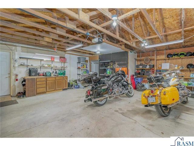 38630 Woodview Lane, Le Center, MN 56057