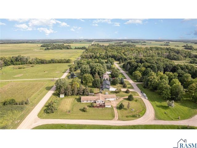 38630 Woodview Lane, Le Center, MN 56057