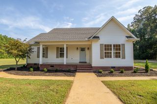 275 DODD DR, Savannah, TN 38372