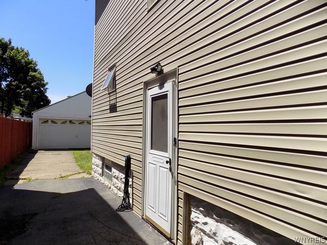 69 Lockwood Avenue, Buffalo, NY 14220