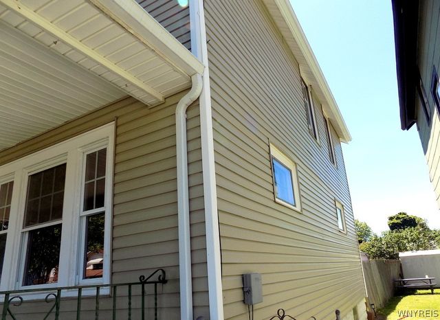 69 Lockwood Avenue, Buffalo, NY 14220