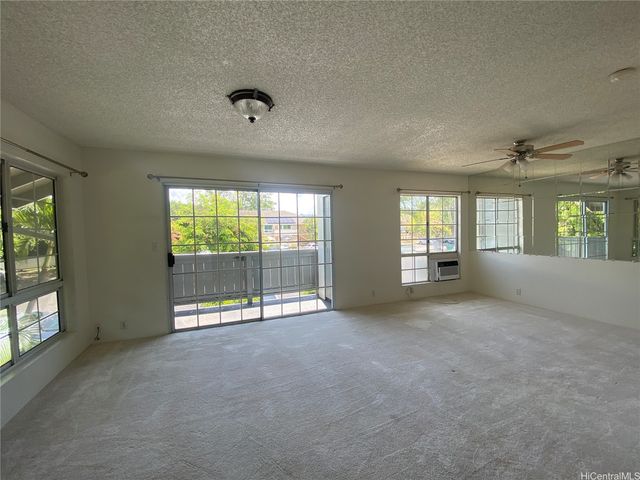 383 Mananai Place 43U, Honolulu, HI 96818