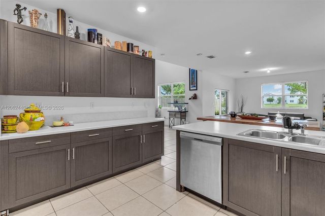 1416 SE 27th Ter, Homestead, FL 33035