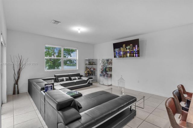 1416 SE 27th Ter, Homestead, FL 33035