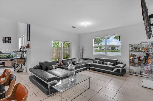 1416 SE 27th Ter, Homestead, FL 33035
