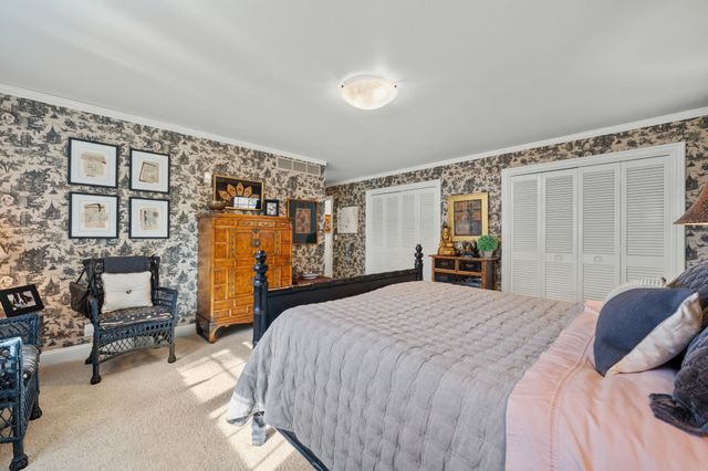 8001 E Tipperary St, Wichita, KS 67206