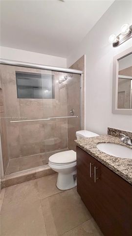 1104 NE 17th Ter 1-2, Fort Lauderdale, FL 33304