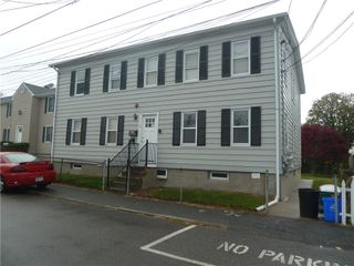 18 Ryan Avenue 2S, Bristol, RI 02809