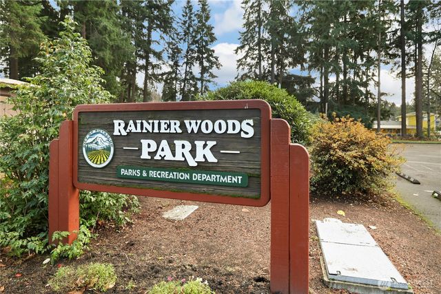 2908 Greenwood Court S, Puyallup, WA 98374