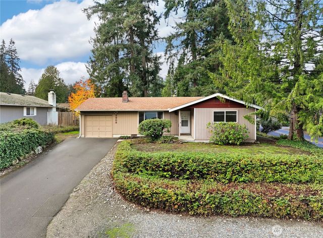 2908 Greenwood Court S, Puyallup, WA 98374