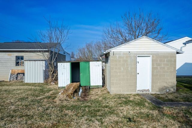 710 21st Street, Vienna, WV 26105