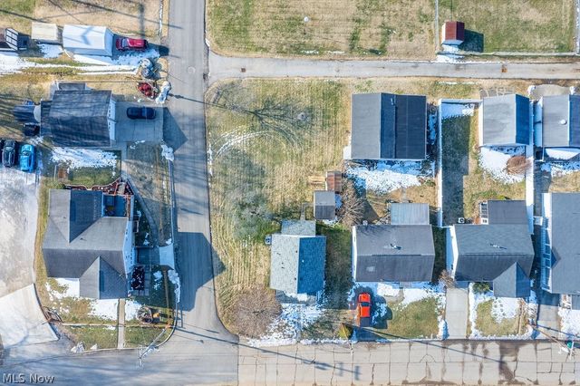 710 21st Street, Vienna, WV 26105