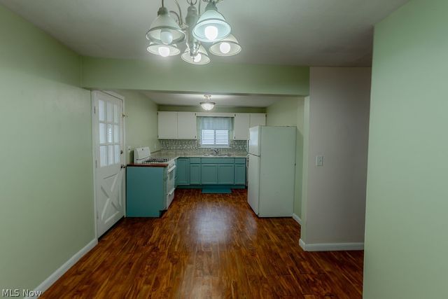 710 21st Street, Vienna, WV 26105