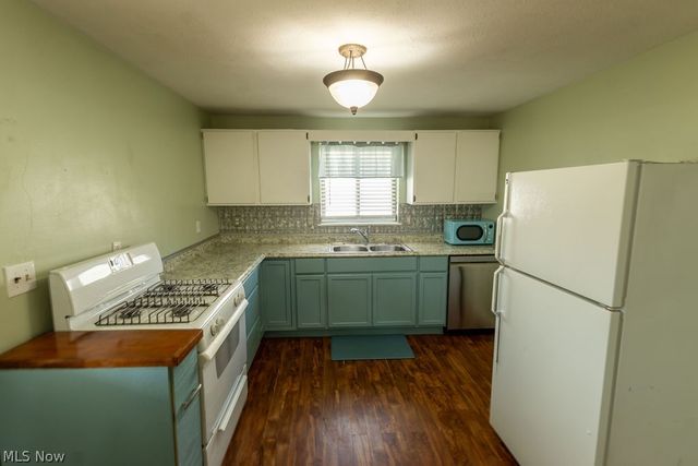 710 21st Street, Vienna, WV 26105