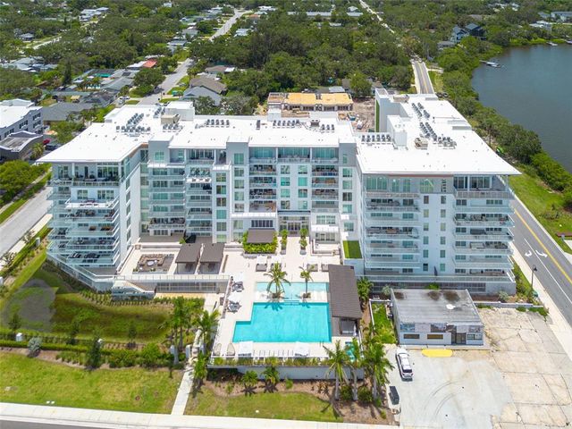 1020 SUNSET POINT ROAD 213, Clearwater, FL 33755