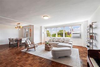 3935 Blackstone Avenue 6DE, Bronx, NY 10471