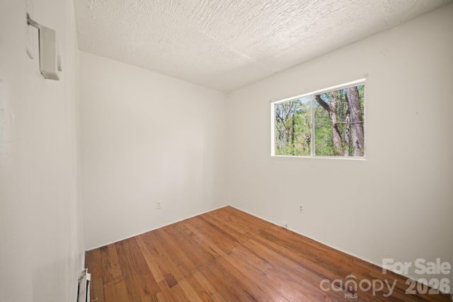 290 Hookers Gap Road, Candler, NC 28715