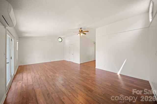 290 Hookers Gap Road, Candler, NC 28715