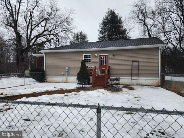 11490 BROWNTOWN RD, Gordonsville, VA 22942