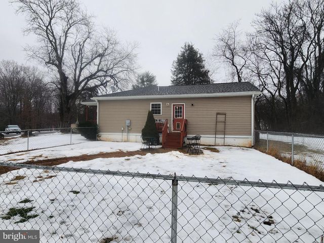 11490 BROWNTOWN RD, Gordonsville, VA 22942