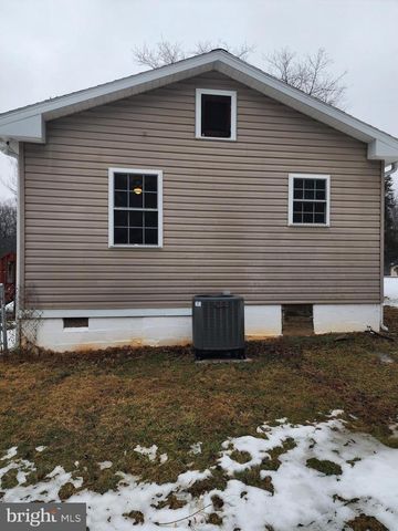 11490 BROWNTOWN RD, Gordonsville, VA 22942