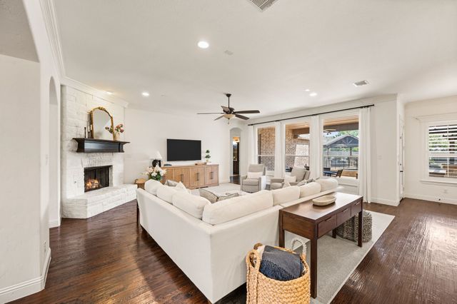 808 Regal Crossing, Keller, TX 76248