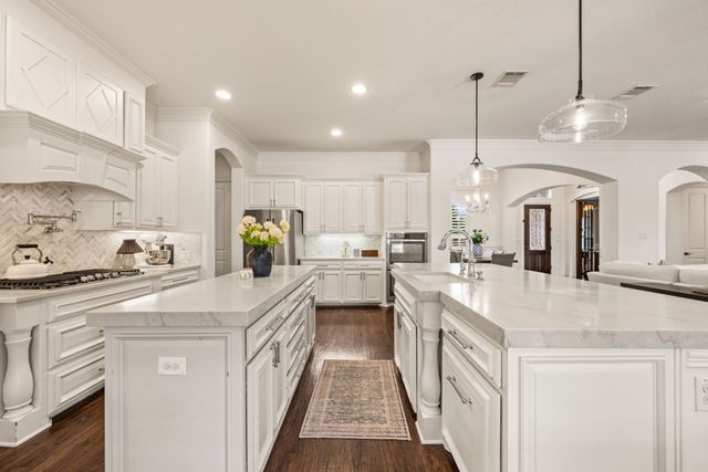 808 Regal Crossing, Keller, TX 76248