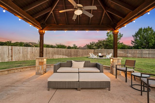 808 Regal Crossing, Keller, TX 76248