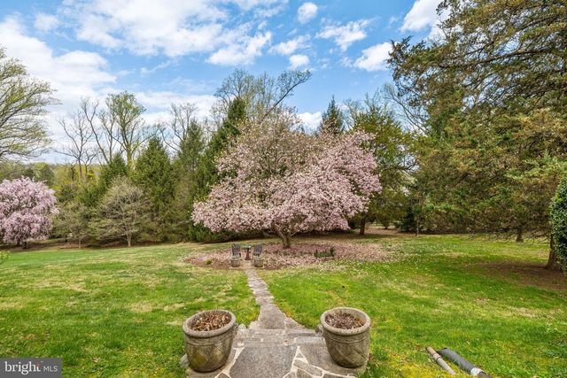 6515 DARNALL RD, Baltimore, MD 21204