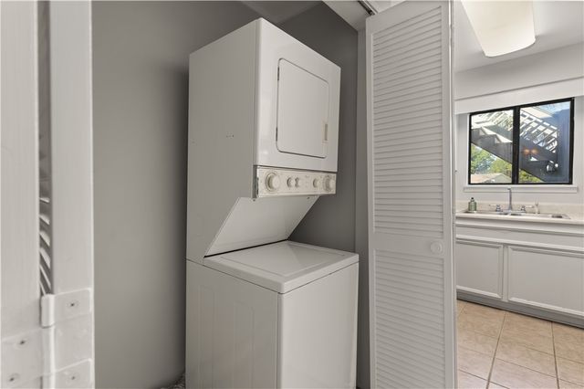 100 Blair Road A3, St Simons Island, GA 31522