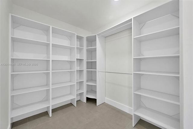 3917 Adams St, Hollywood, FL 33021