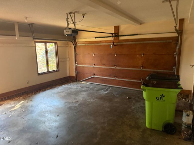 6709 W Lake Anne Drive, Raleigh, NC 27612