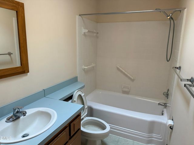 6709 W Lake Anne Drive, Raleigh, NC 27612