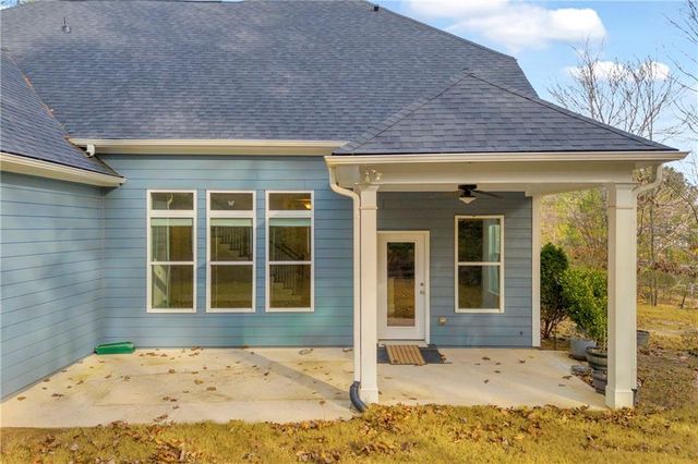 519 Huntington Drive, Ball Ground, GA 30107