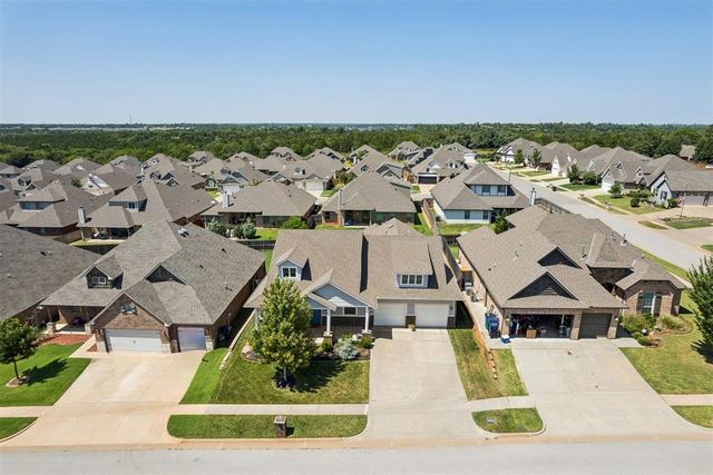 505 NW 197th Street, Edmond, OK 73012