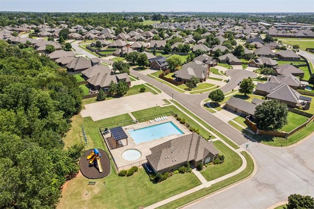 505 NW 197th Street, Edmond, OK 73012