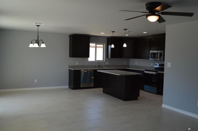 27341 Red Rock Rd, Wellton, AZ 85356